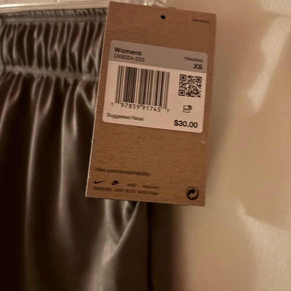 Nike Women's Dri-FIT Shorts - Picture 4 of 5